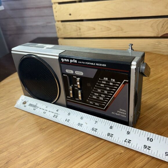 Vintage Gran Prix A220 AM/FM Portable Receiver Radio Tested Works Great - Picture 7 of 8